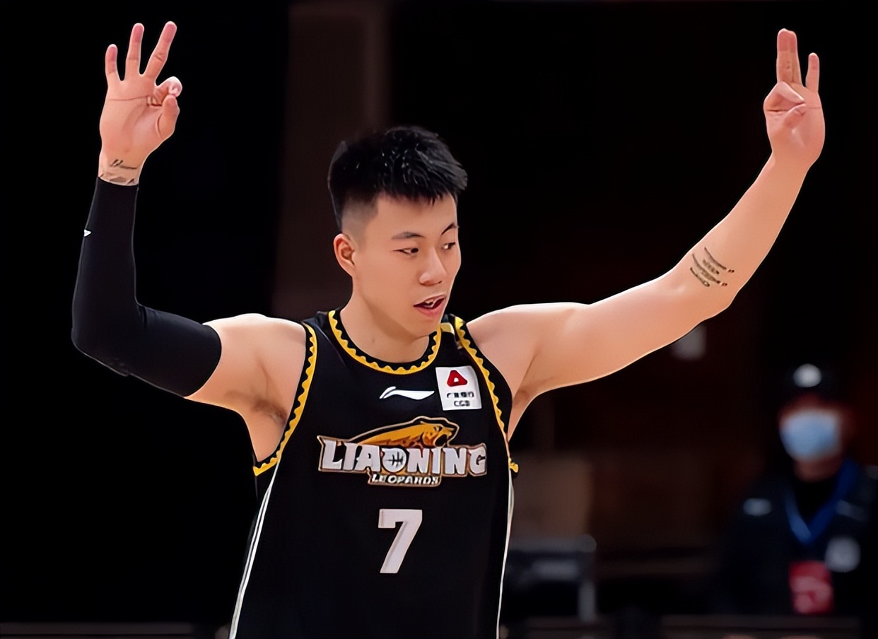 tb体育网页版离谱！窗口期广州队调整名单以备亚冠波士顿凯尔特人围绕英超队长鼓劲，多伦多猛龙关键时刻内部沟通的简单介绍